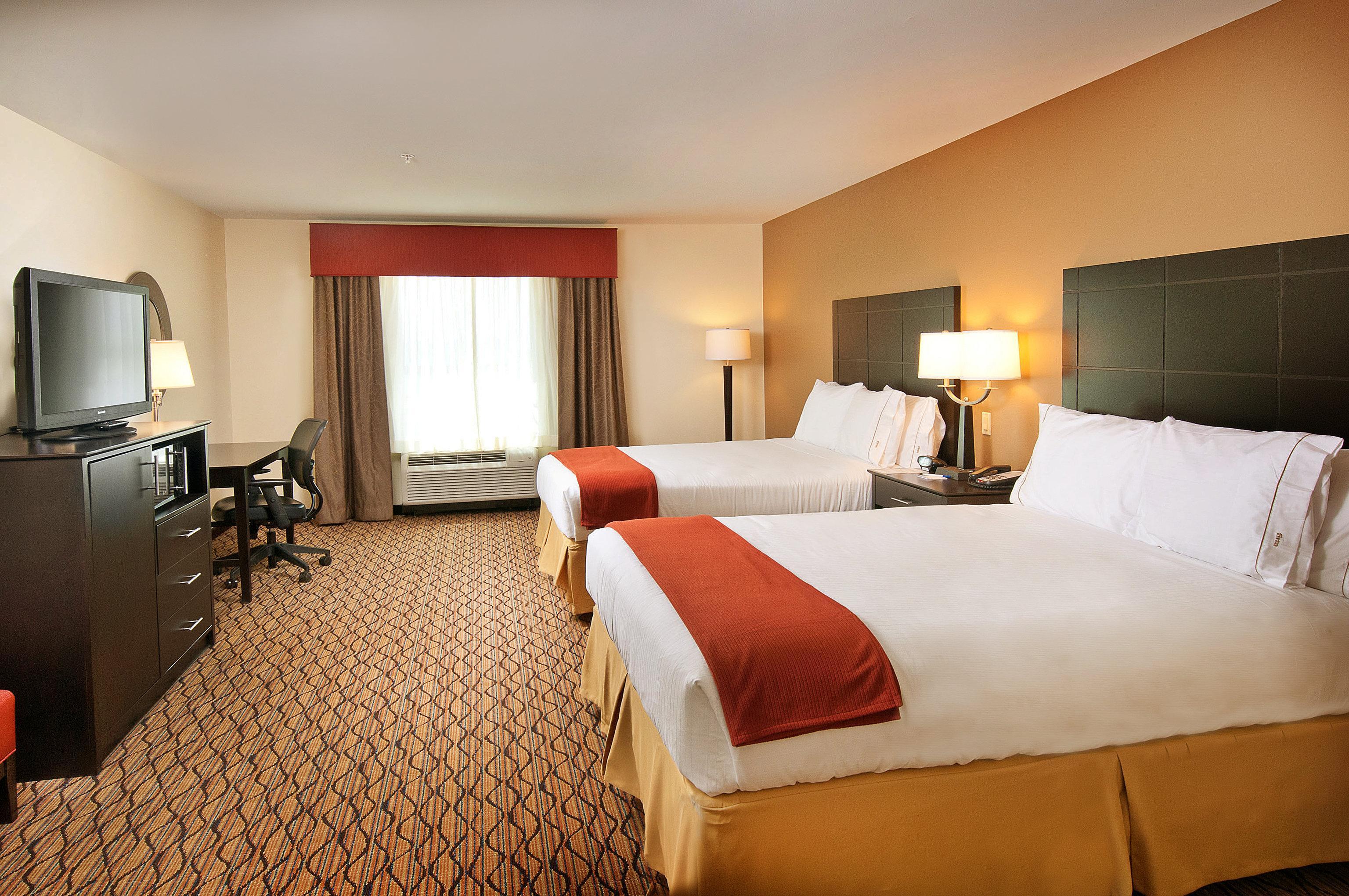 Holiday Inn Express Hotel And Suites Pearsall By Ihg Exterior foto